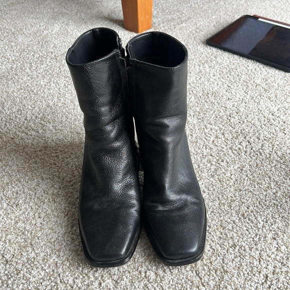 Sam Edelman Winnie Boot - Picture 2 of 7